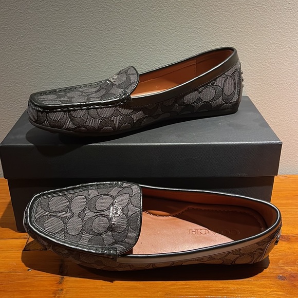 COPY - Like New Coach Loafers - Picture 2 of 5
